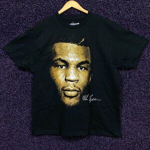 Iron Mike Tyson Signature Portrait Boxing Legend T-Shirt XL